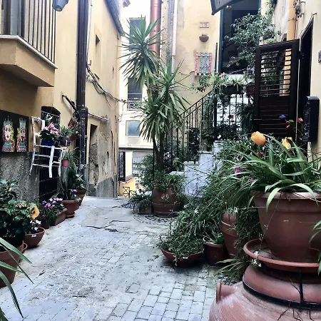 Bed & Breakfast La Mansardina *