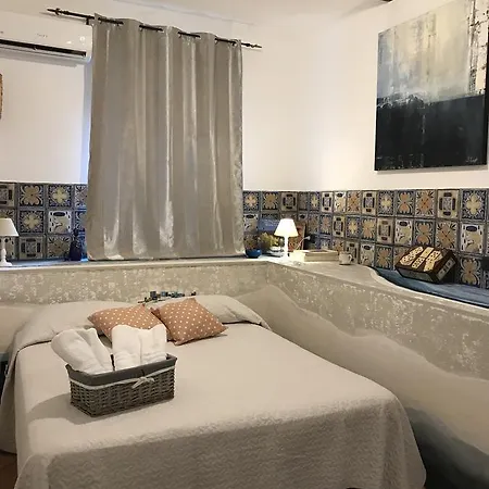 La Mansardina לינה וארוחת בוקר אגריג'נטו